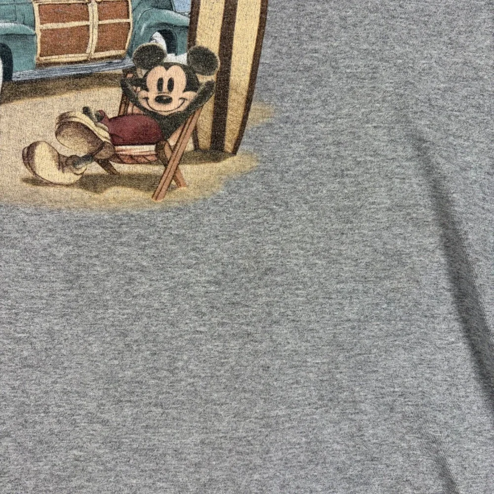 Disney Mickey Mouse T-Shirt Mens 2XL Gray Disneyland Beach Surf‎ Woody Car